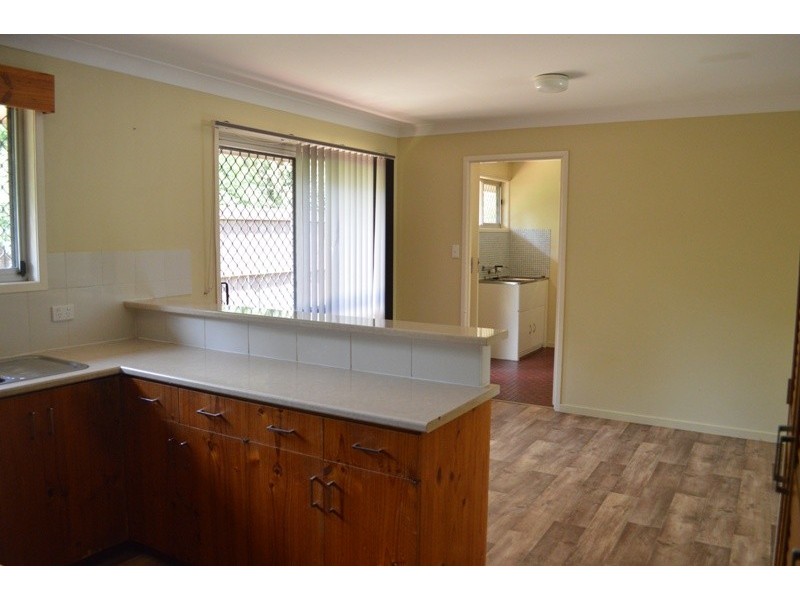 6 Risdon Street, Newtown QLD 4350