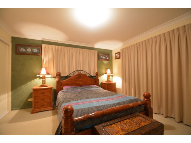 21 Sussex Drive, Oakey QLD 4401