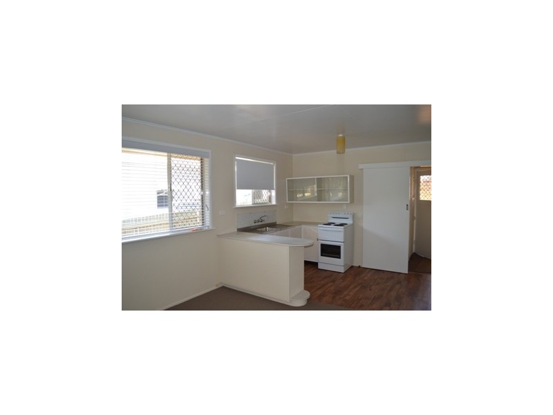 2/1 Leichney Street, South Toowoomba QLD 4350