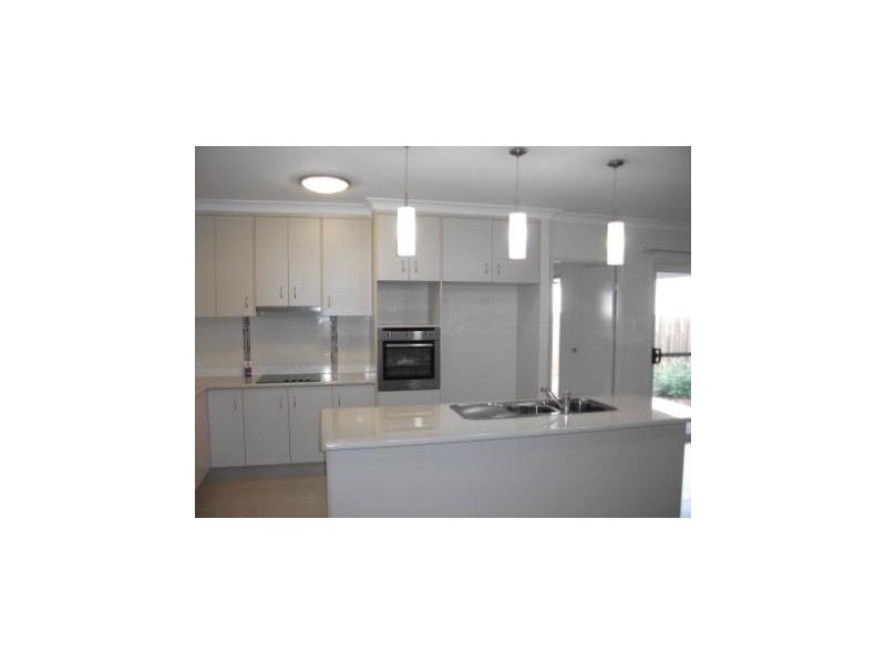 326 Ramsay Street, Middle Ridge QLD 4350