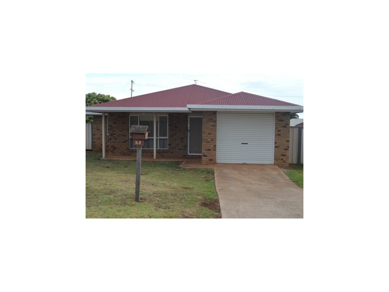 28 Gainsborough Drive, Glenvale QLD 4350