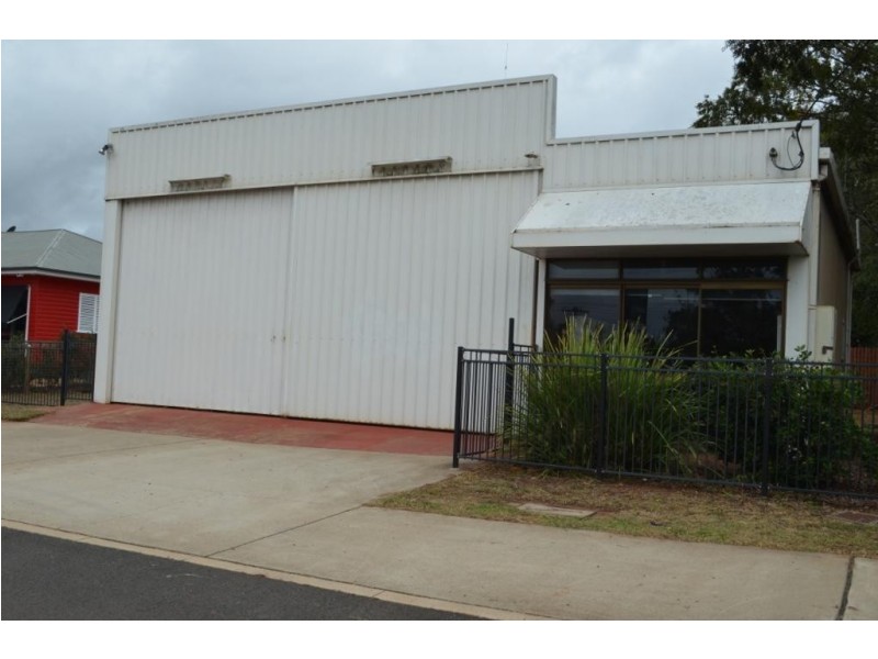 10513 New England Highway, Highfields QLD 4352