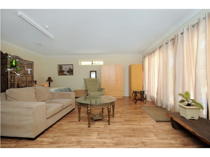 13 Marion Street, Pechey QLD 4352