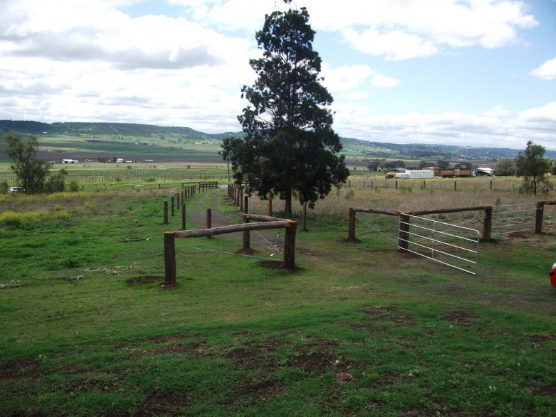 11075 Warrego Highway, Gowrie Mountain QLD 4350