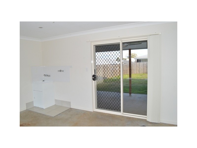 18 Sweeney Street, Kearneys Spring QLD 4350