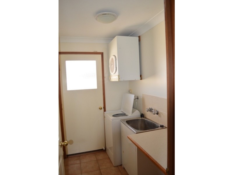 2/484 West Street, Darling Heights QLD 4350