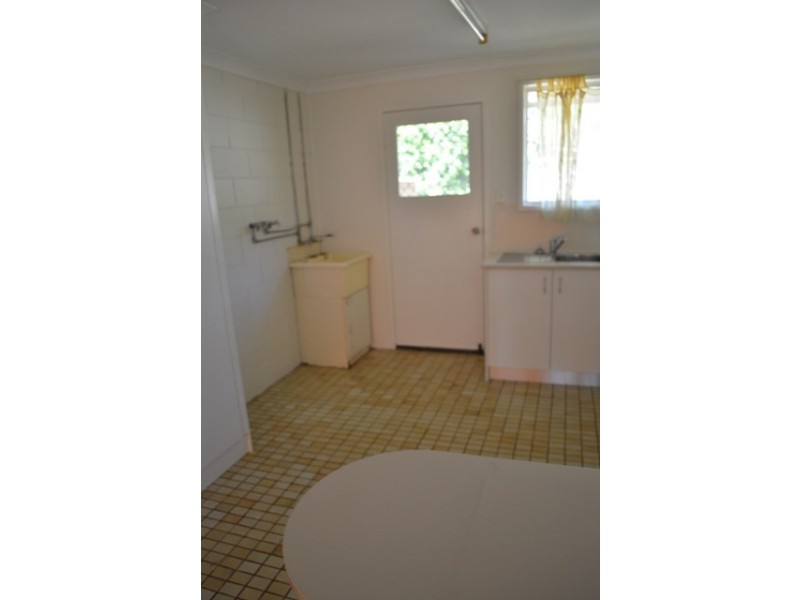 2/548 Greenwattle Street, Glenvale QLD 4350