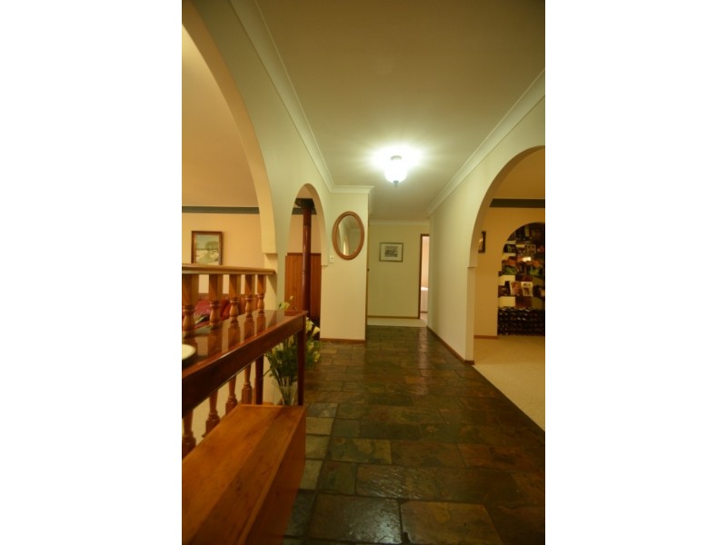 19 Trousdell Court, Rockville QLD 4350