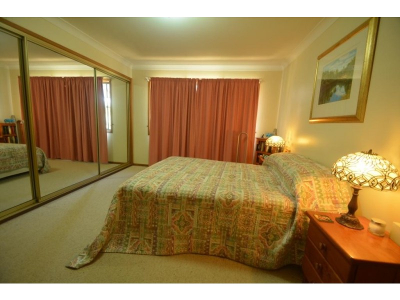 19 Trousdell Court, Rockville QLD 4350