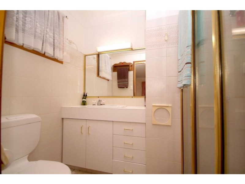 19 Trousdell Court, Rockville QLD 4350