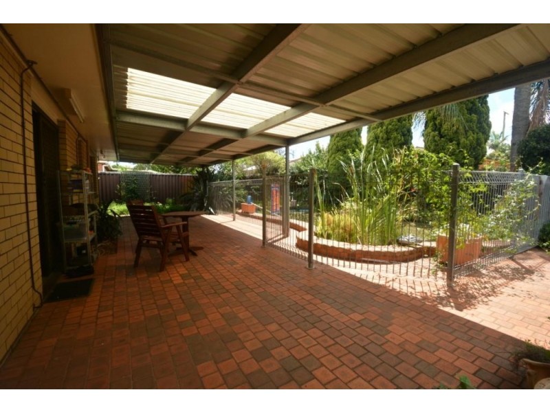 19 Trousdell Court, Rockville QLD 4350