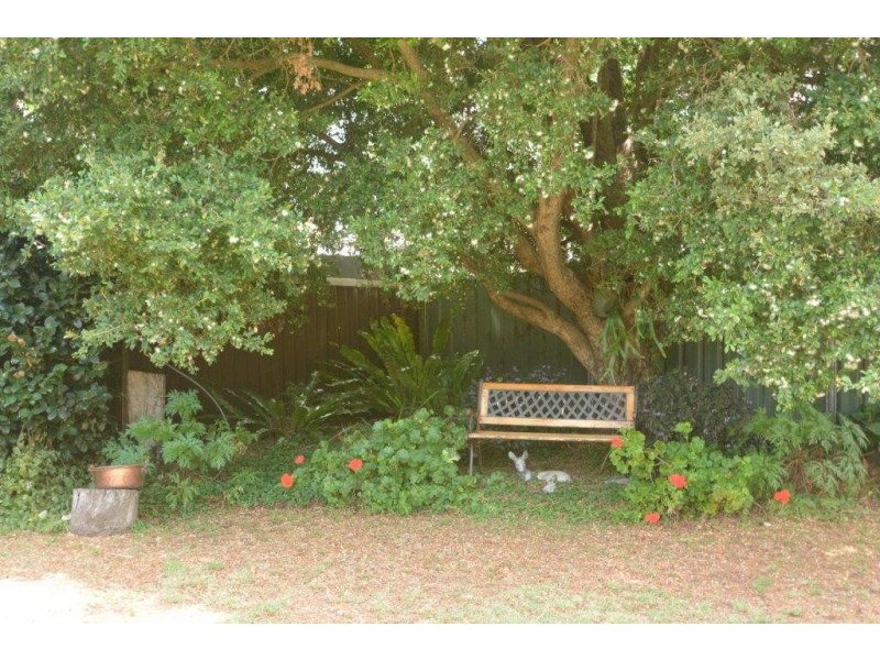 19 Trousdell Court, Rockville QLD 4350