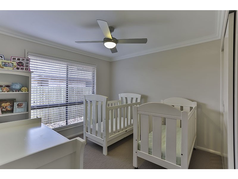 18 Ashford Drive, Wyreema QLD 4352