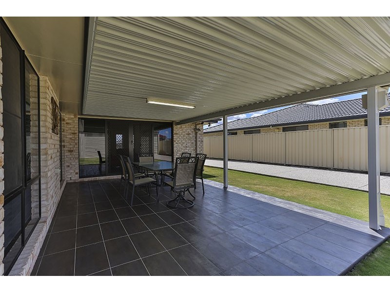 18 Ashford Drive, Wyreema QLD 4352
