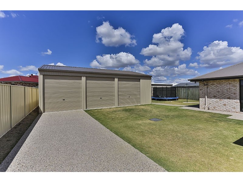 18 Ashford Drive, Wyreema QLD 4352