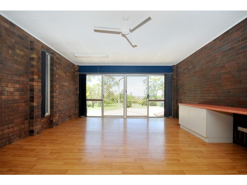 568 Bridge Street, Torrington QLD 4350