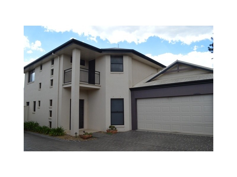 3/5 Colvin Street, Drayton QLD 4350