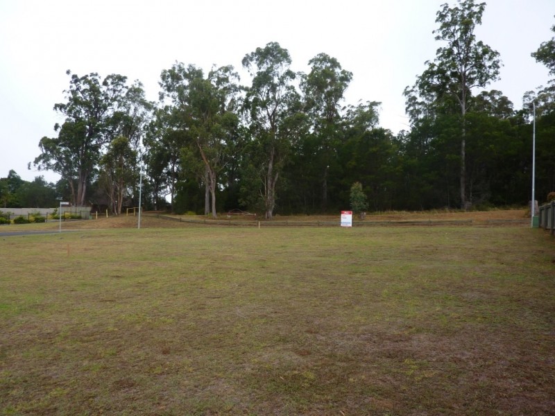 11 Pelican Drive, Rangeville QLD 4350