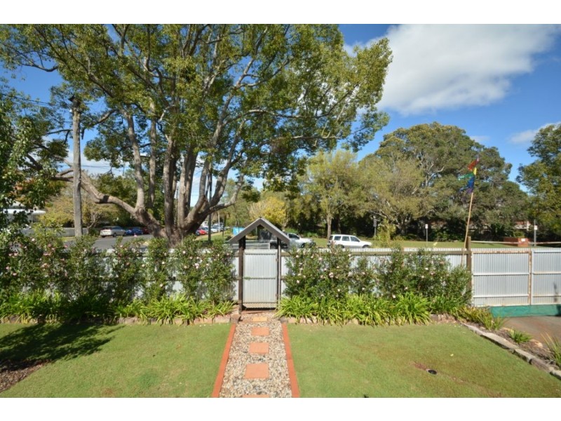 103 Bridge Street, Mount Lofty QLD 4350