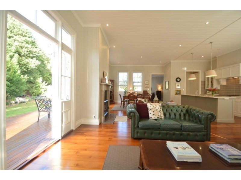 31 Edward Street, Pechey QLD 4352