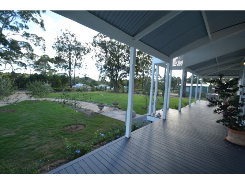 31 Edward Street, Pechey QLD 4352