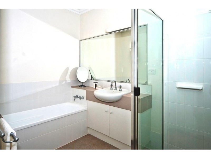 Unit 1, 90 Glenvale Road, Harristown QLD 4350