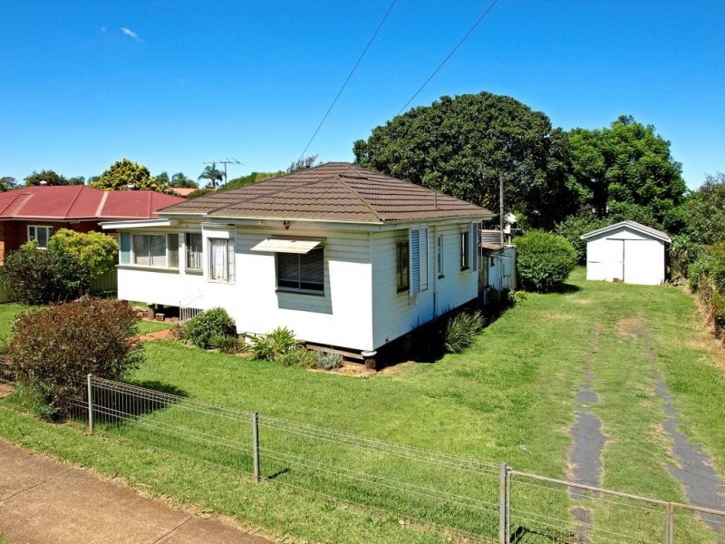 22 Glenvale Road, Harristown QLD 4350