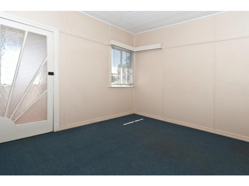 22 Glenvale Road, Harristown QLD 4350