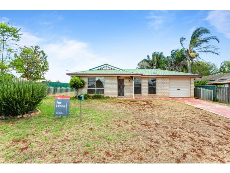 2 Albion Street, Kearneys Spring QLD 4350