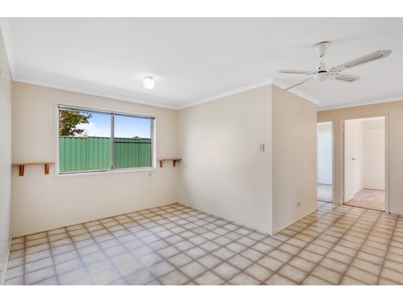 2 Albion Street, Kearneys Spring QLD 4350