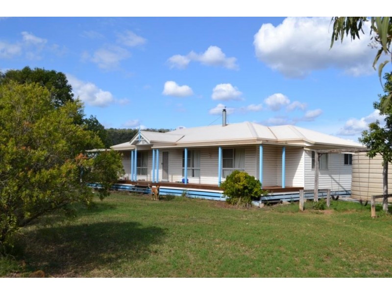 24 Cooks Road, Glencoe QLD 4352