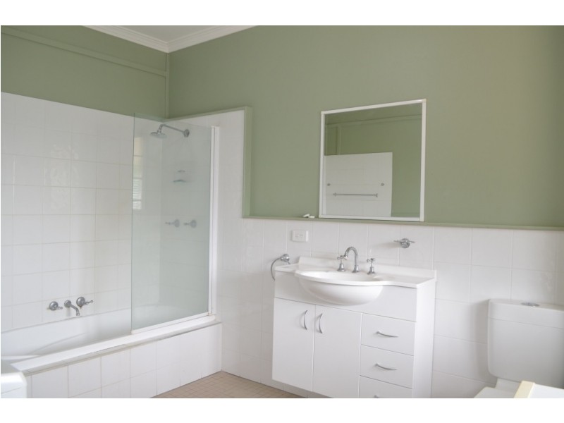 72 Herbert Street, Allora QLD 4362