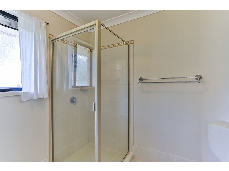 7 Eric Court, Cambooya QLD 4358