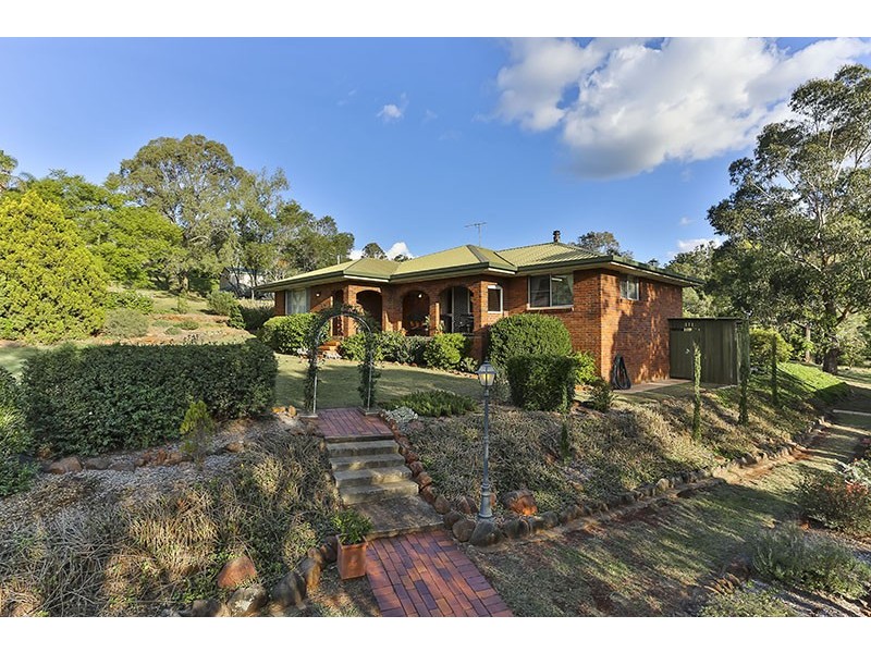 5 Skyline Drive, Glenvale QLD 4350