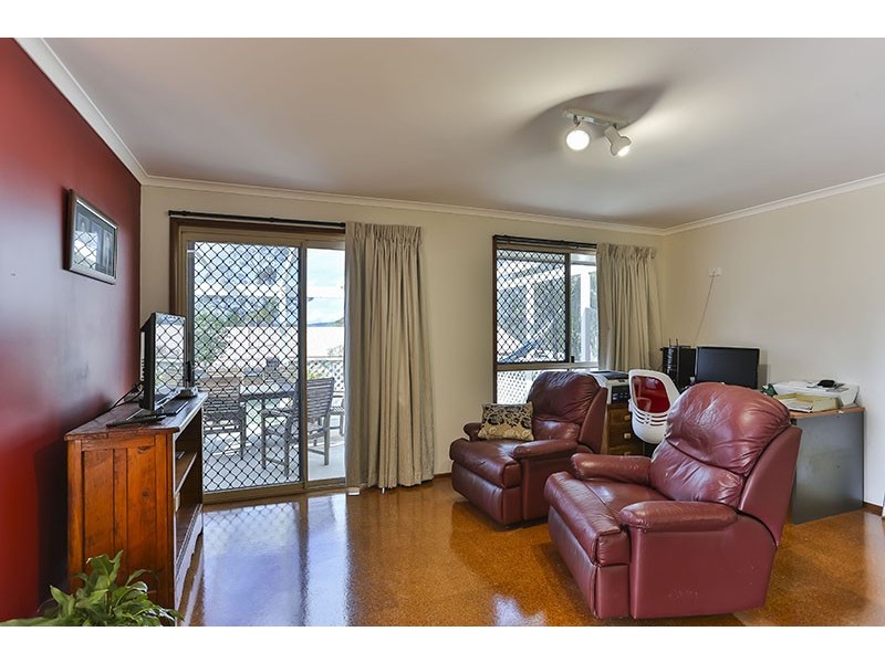 47 Peters Road, Meringandan West QLD 4352
