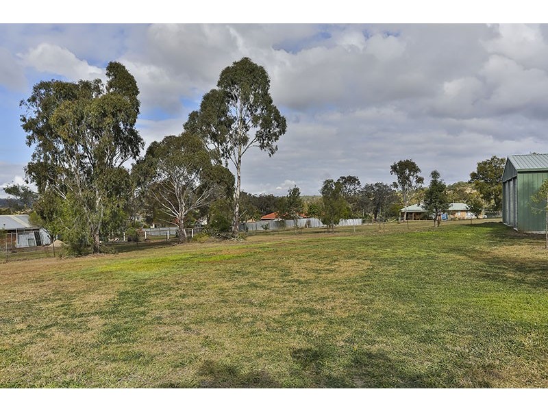 47 Peters Road, Meringandan West QLD 4352
