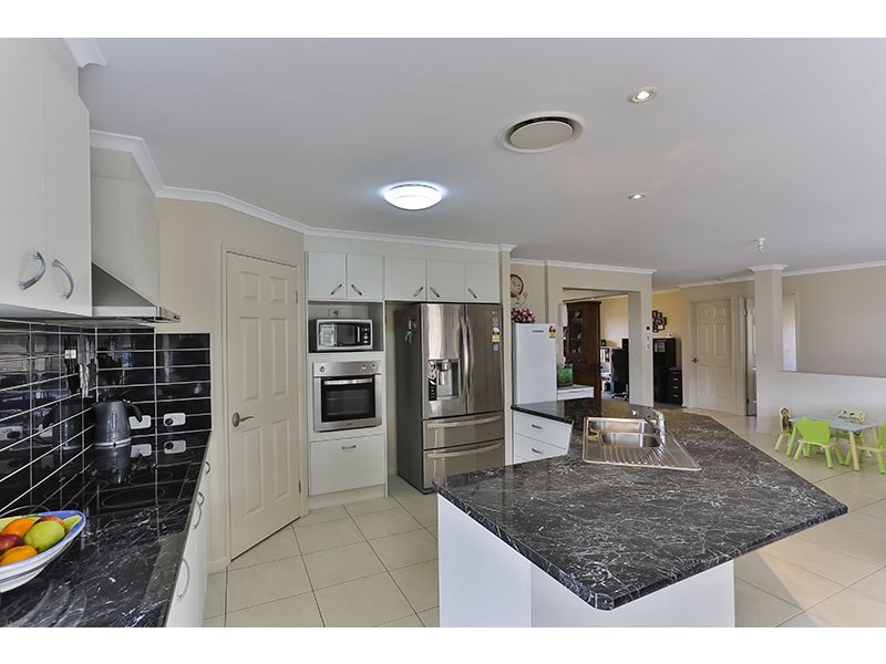 23 Willis Road, Meringandan West QLD 4352