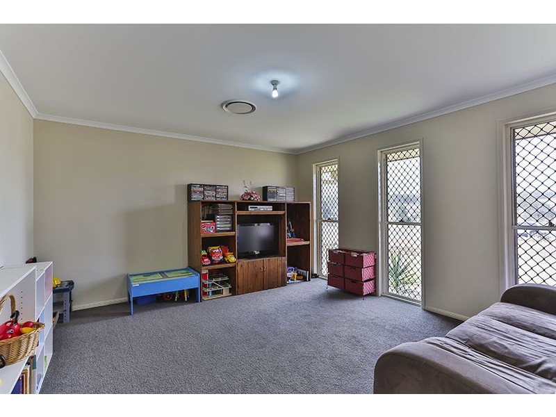 23 Willis Road, Meringandan West QLD 4352