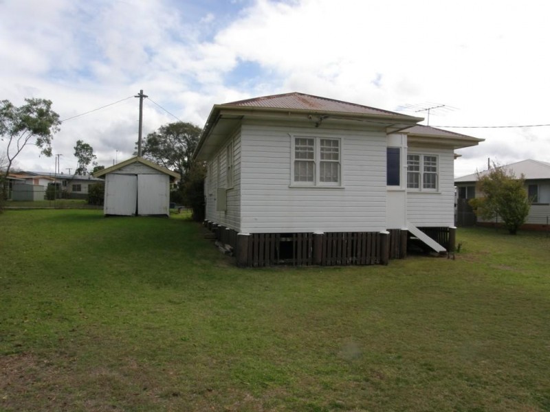 1 Lyndall Street, Harristown QLD 4350