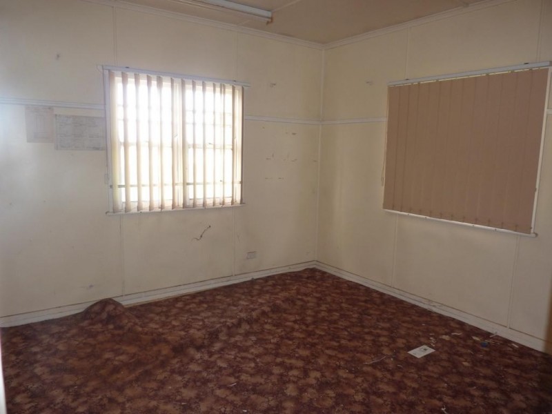 1 Lyndall Street, Harristown QLD 4350