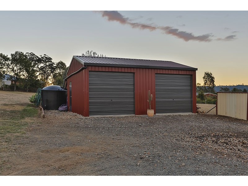 9 Kurrajong Court, Meringandan West QLD 4352