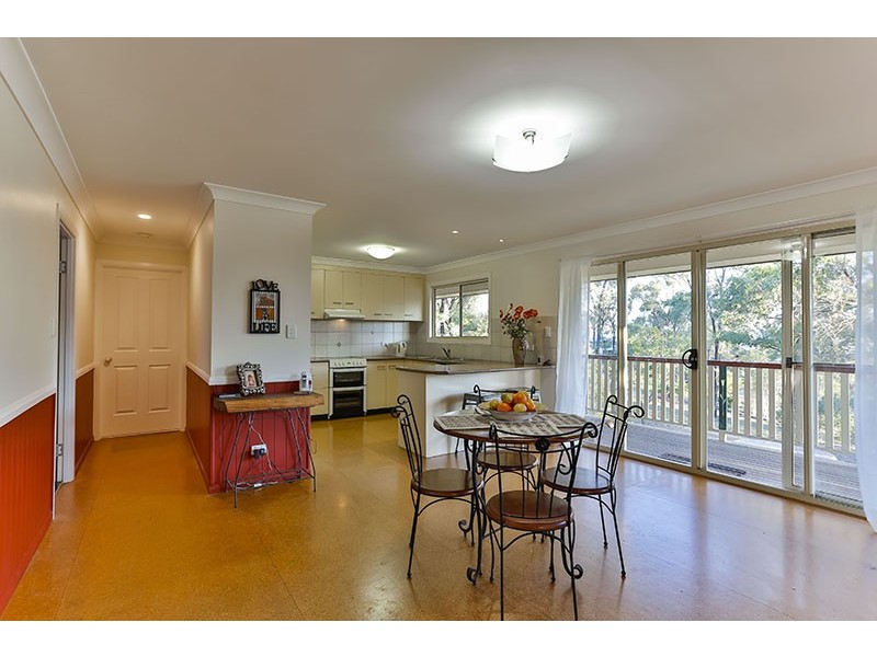 6 Clover Court, Meringandan West QLD 4352