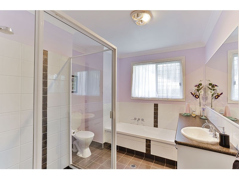 6 Clover Court, Meringandan West QLD 4352