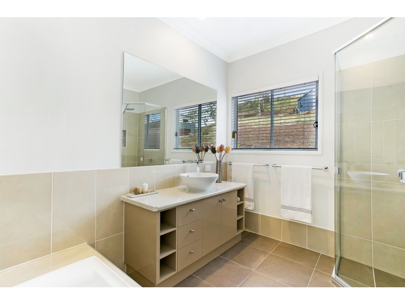 26 Manikato Drive, Hodgson Vale QLD 4352