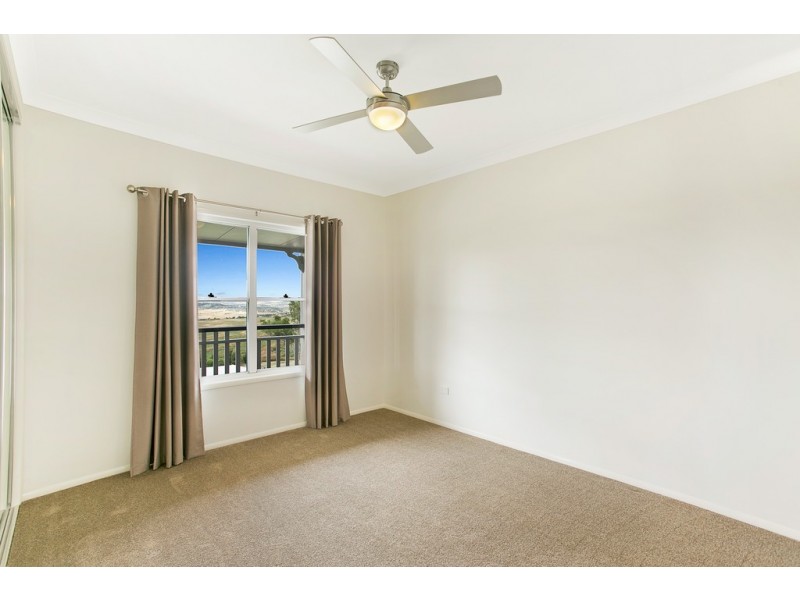 26 Manikato Drive, Hodgson Vale QLD 4352
