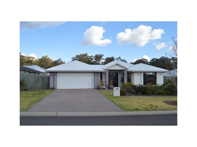 34 McClymont Drive, Rangeville QLD 4350
