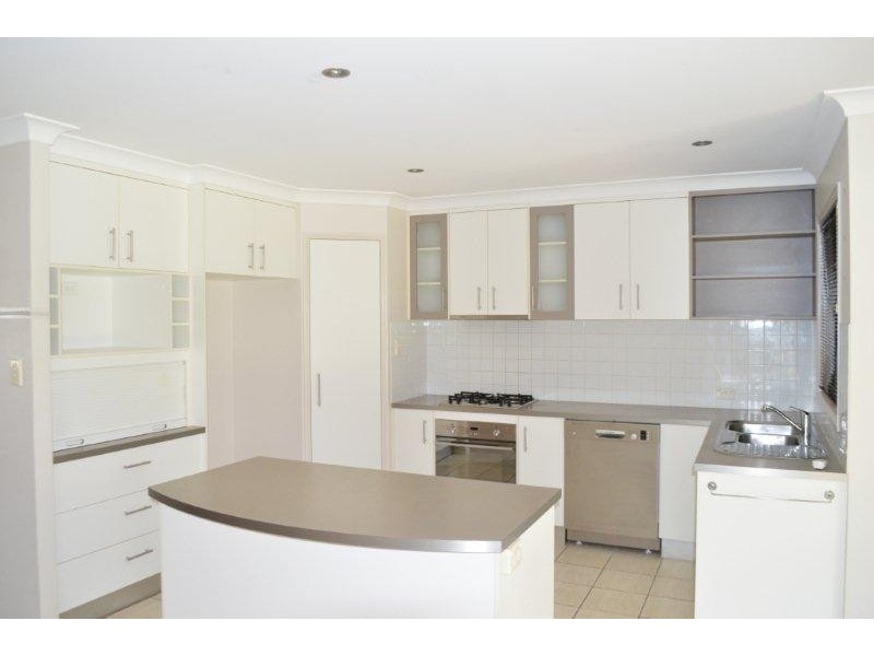 34 McClymont Drive, Rangeville QLD 4350