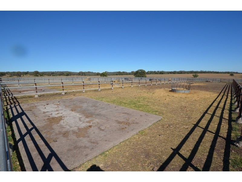 102 Crighton Road, Biddeston QLD 4401