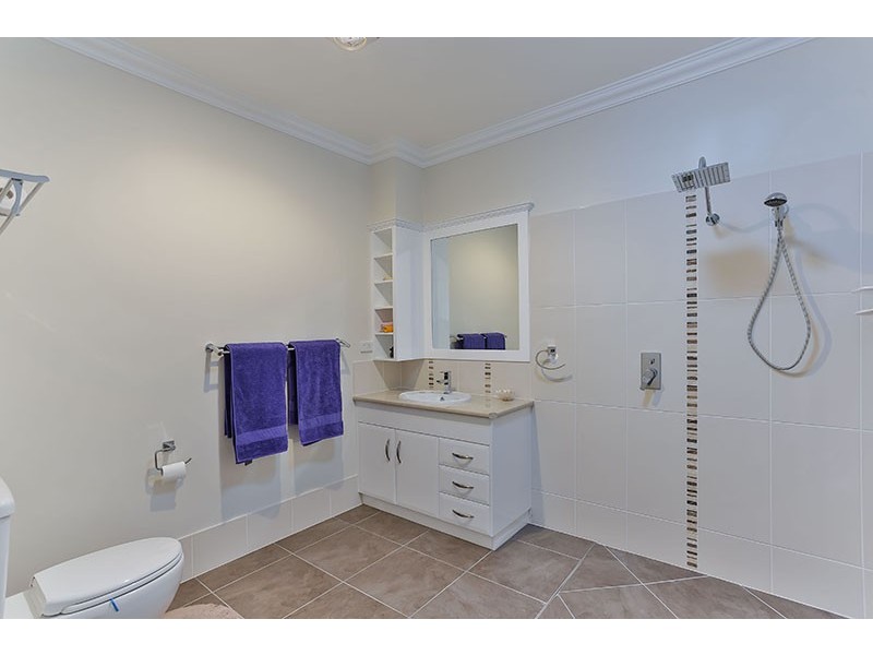 102 Crighton Road, Biddeston QLD 4401