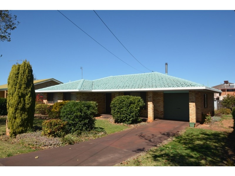 22 Edzill Street, Wilsonton Heights QLD 4350